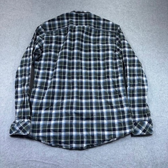 7 Diamonds  Button Down Shirt Mens M Gray Plaid Long Sleeve Work Casual - Picture 8 of 8